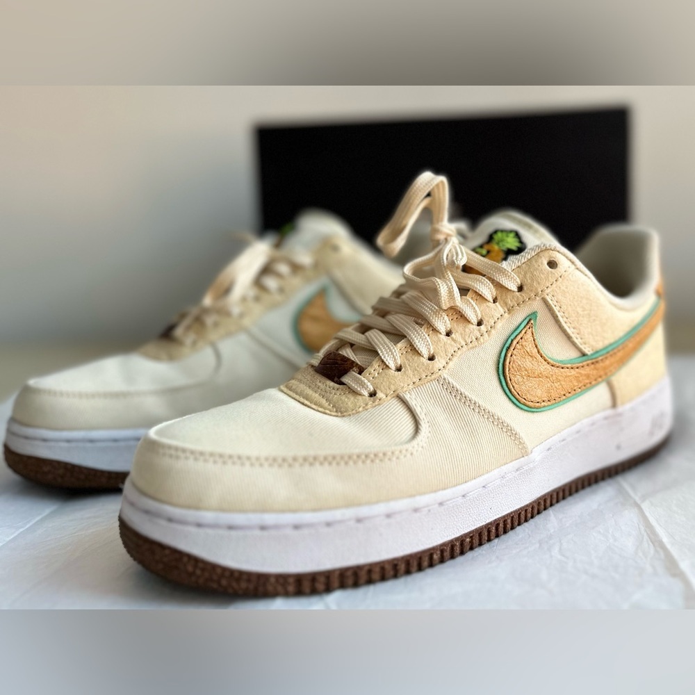 Nike Air Force 1 07 Premium - Picture 4 of 7
